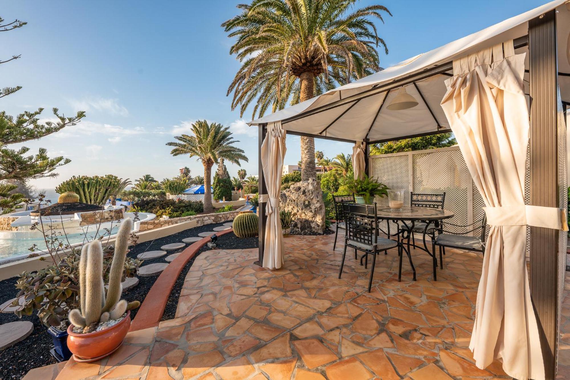 קוסטה קלמה Hotel Livvo Risco Del Gato Suites מראה חיצוני תמונה